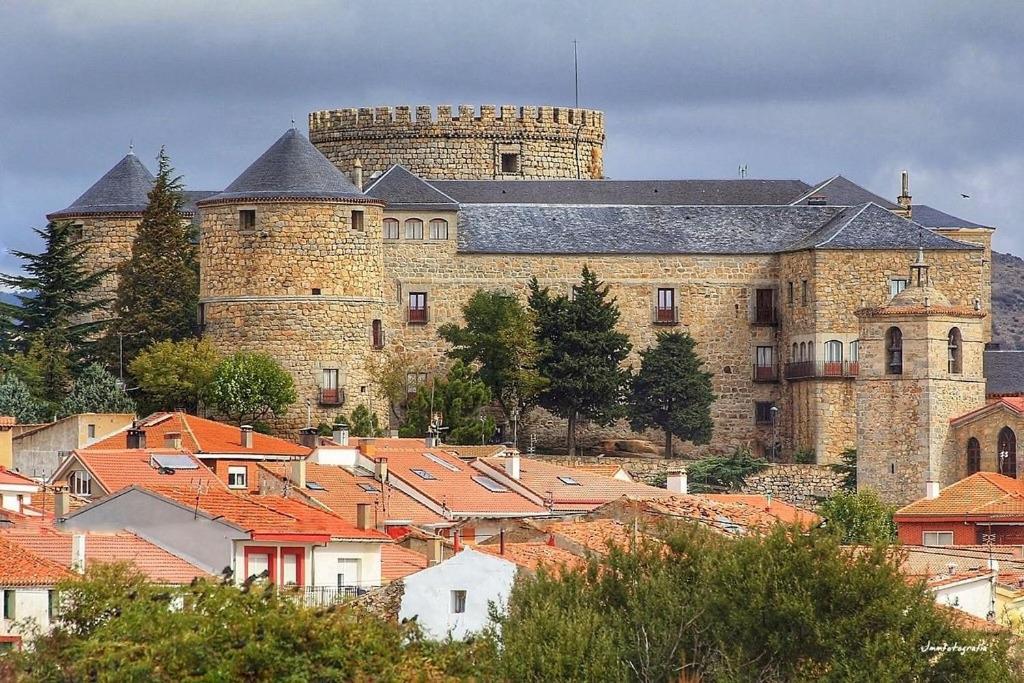 Apartamento La cabaña Las Navas del Marqués Exterior foto