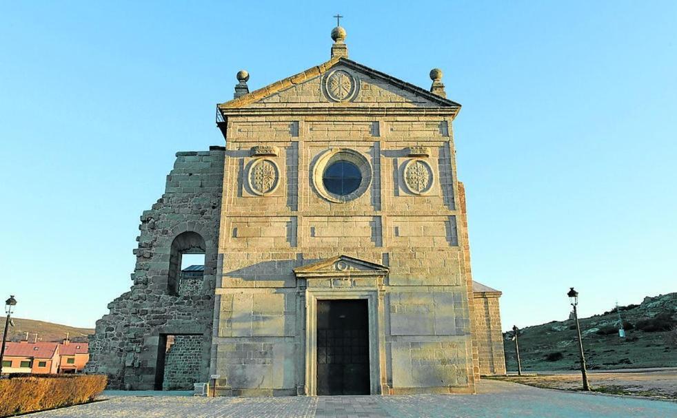 Apartamento La cabaña Las Navas del Marqués Exterior foto